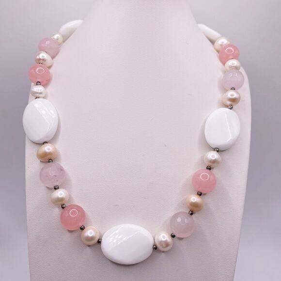 Vintage Handmade Necklace Rose Quartz and White Calcedony 16” - Picture 2 of 5